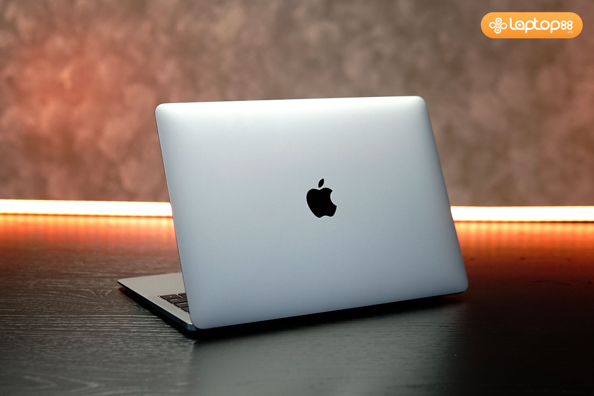 Macbook 2016 12 inch đã quá lỗi thời!!! Ở năm 2024 có nhiều sự lựa chọn tuyệt vời hơn thế 