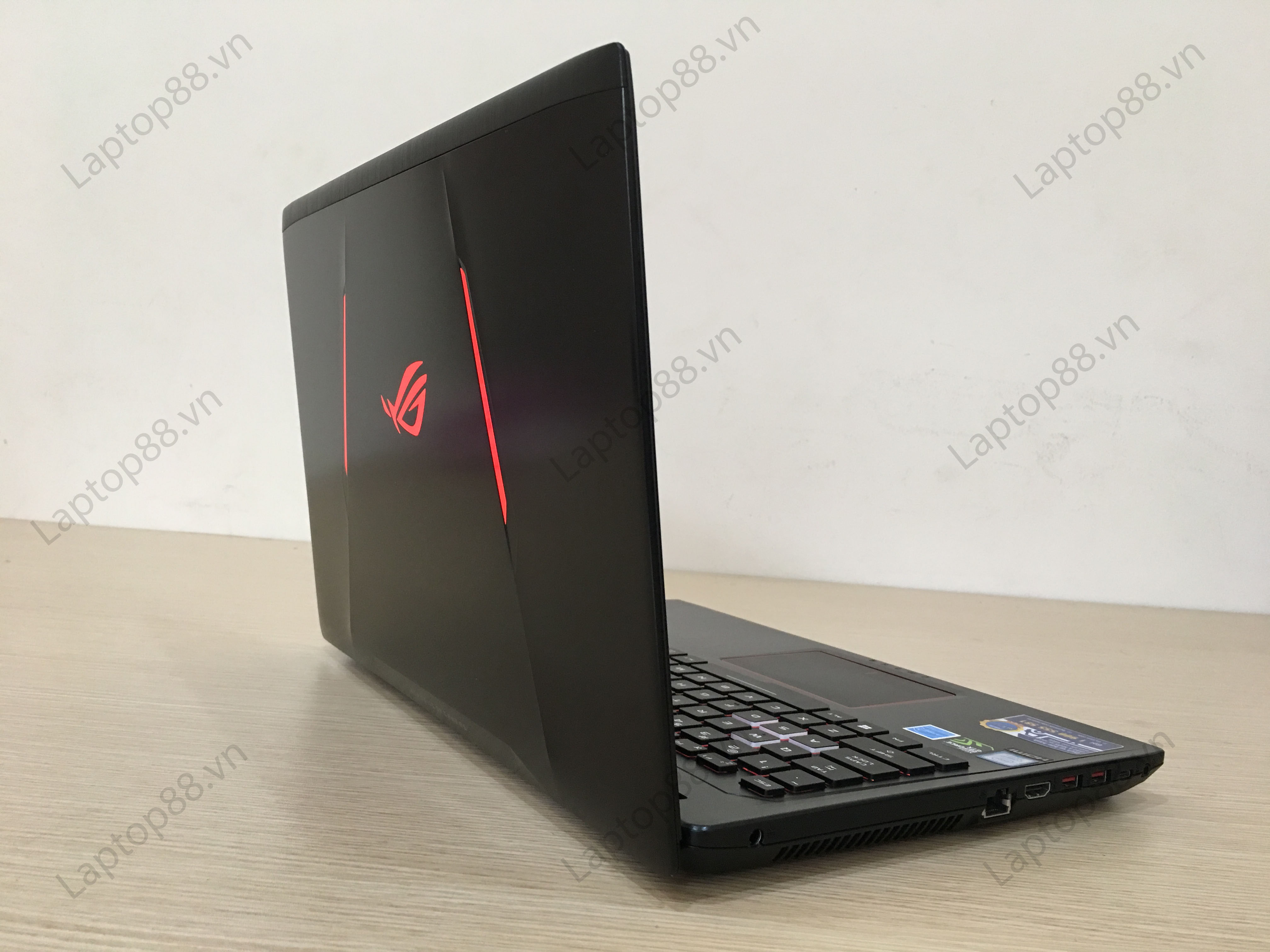 Laptop Gaming cũ Asus GL553VD - Intel Core i7 7700HQ.RAM 8GB.HDD 1TB. Nvidia GeForce GTX 1050 (4GB DDR5 128bit). KBL RGB. full HD. 15.6inch7