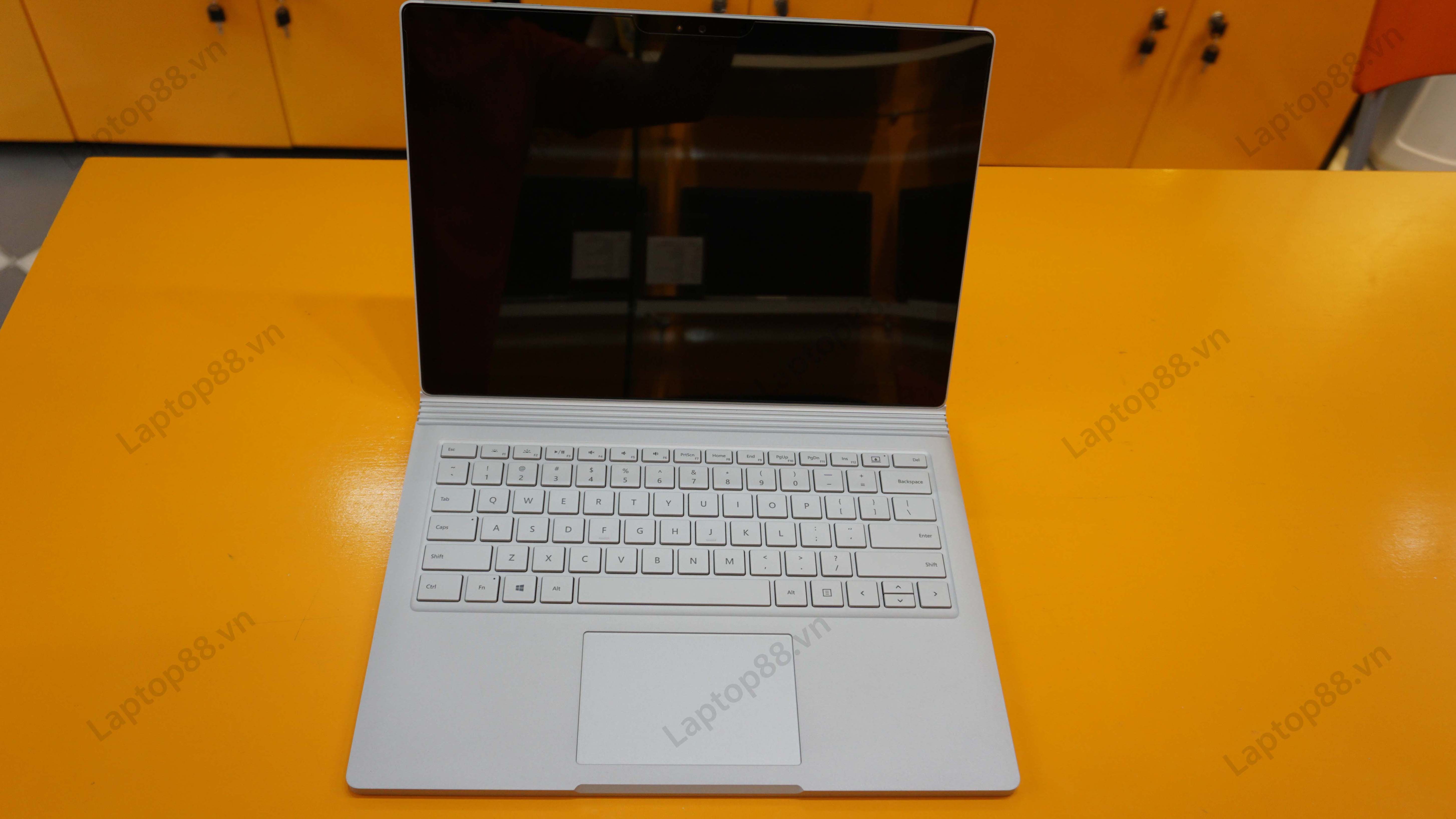Surface Book Performance (Core i7-6600U, RAM 16GB, SSD 1TB, Nvidia Geforce GTX 965M, 13.5 inch) 2