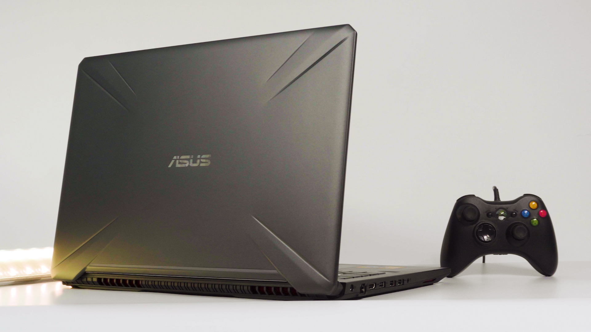 Đánh giá Laptop Asus TUF FX705DY