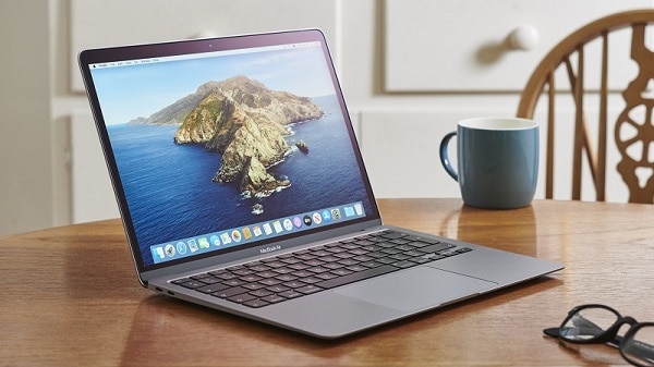 MacBook Air Retina 2020 Có Gì Mà Đến Nay Vẫn Được Nhiều Người Săn Đón?