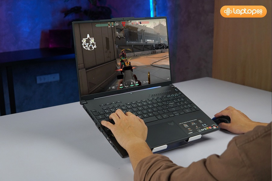 Asus TUF và Asus ROG: Anh em cùng một nhà của Asus có giống nhau?