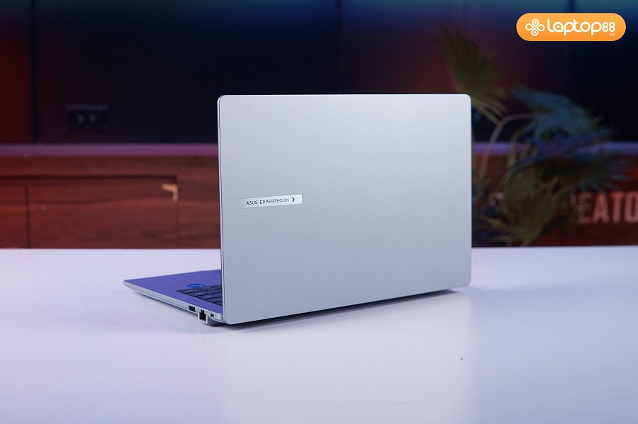 Asus ExpertBook P1 - Lựa chọn laptop giá rẻ tốt nhất cho sinh viên