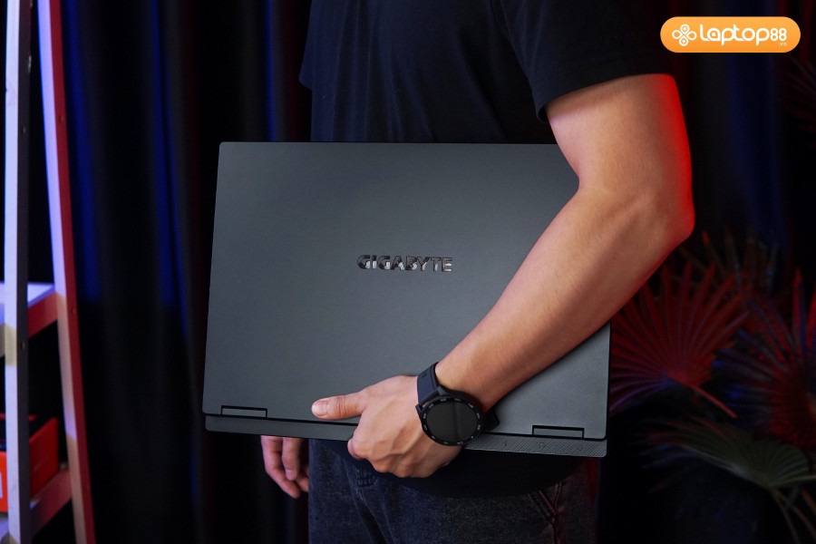 Top 5 mẫu laptop gaming 25 triệu đáng mua nhất 2026