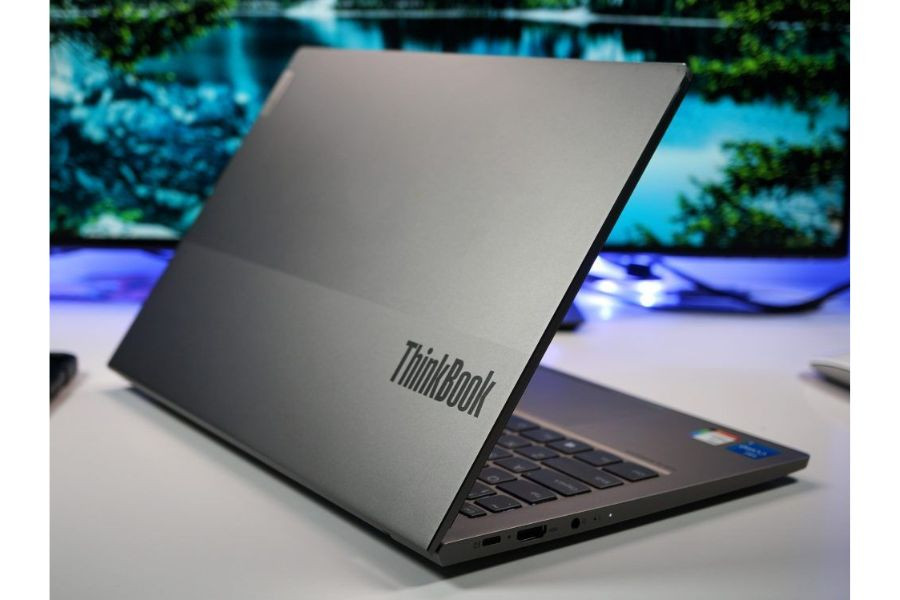 Lenovo ThinkBook 16 G9+ 2026 vs bản thường: Ai nên mua?