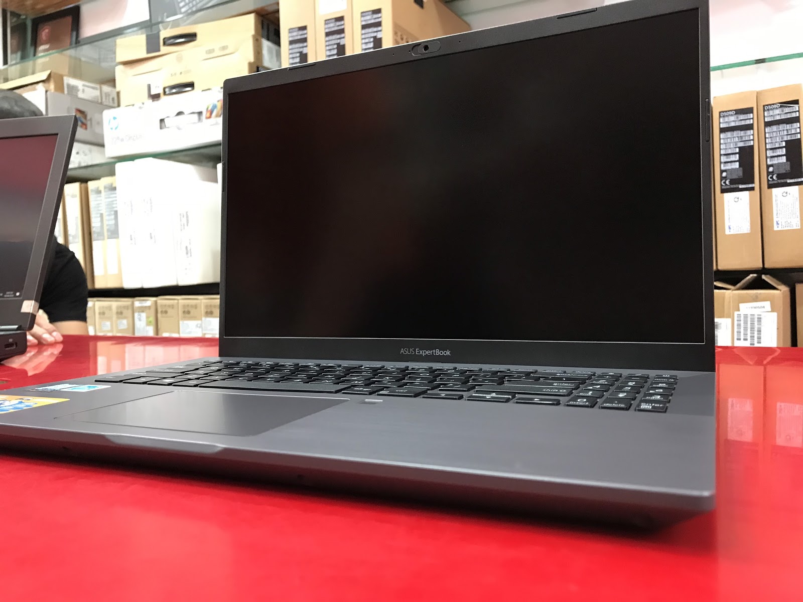 Asus P3540FA-BQ0617T laptop pin trâu giá rẻ, đáng mua nhất năm 2020