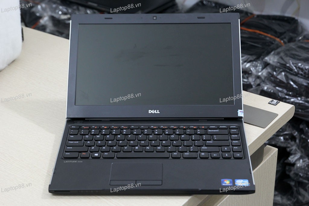 Dell Latitude 3330 core i5 - Bền Bỉ, Giá rẻ nhất TT