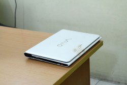 Laptop Sony Vaio SVE14126CVW (Core i5 3210M, RAM 4GB, HDD 500GB, 1GB AMD Radeon HD 7550M, 14 inch)