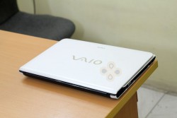 Laptop Sony Vaio SVE14132CVW (Core i3 3120M, RAM 4GB, HDD 320GB, Intel HD Graphics 4000, 14 inch)