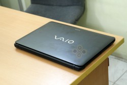 Laptop Sony Vaio SVF15322SGB (Core i3 4005U, RAM 2GB, HDD 500GB, Intel HD Graphics 4400, 15.6 inch