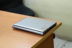 Laptop Sony Vaio YB35AG (AMD E-450, RAM 2GB, HDD 320GB, AMD Radeon HD 6320M, 11.6 inch, FreeDOS)