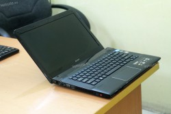 Laptop Sony Vaio SVE14122CVB (Core i3-3110M, RAM 2GB, HDD 320GB, Intel HD Graphics 4000, 14 inch, FreeDOS)