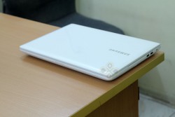 Laptop Samsung NP270E4V (Celeron 847, RAM 2GB, HDD 500GB, Intel HD Graphics, 14 inch)