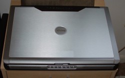 Laptop Dell Precision M90 (Core 2 Duo-T7200, RAM 2GB, HDD 500GB, Nvidia Quadro FX 2500M, 17 inch Full-HD, FreeDOS)