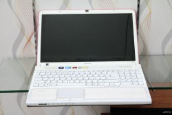 Laptop Sony Vaio VPCCB (Core i7 2670QM, RAM 4GB, HDD 500GB, 1GB AMD Radeon HD 6630M, 15.6 inch)