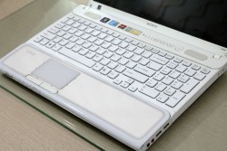 Laptop Sony Vaio VPCCB (Core i7 2670QM, RAM 4GB, HDD 500GB, 1GB AMD Radeon HD 6630M, 15.6 inch)