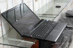 Laptop Sony Vaio SVE17 (Core i7 3610QM, RAM 4GB, HDD 500GB, 2GB AMD Radeon HD 7650M, 17.3 inch)