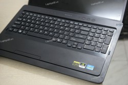Laptop Sony Vaio VPCF23EFX (Core i7 2670QM, RAM 4GB, HDD 500GB, 1GB Geforce GT 540M, 16.4 inch FullHD)