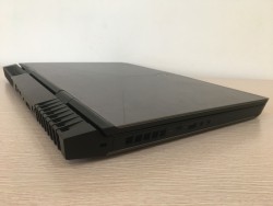 Laptop Cũ Dell Alienware 17R4 - Intel Core i7