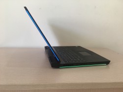 Laptop Cũ Dell Alienware 17R4 - Intel Core i7