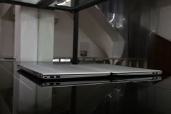 Laptop HP Envy 15-AS105TU (Core i7 7500u,ram 8GB, SSD 128GB + HDD 1TB, Intel HD 620, 15.6 inch FullHD, Led phím,vỏ nhôm)