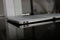 Laptop HP Envy 15-AS105TU (Core i7 7500u,ram 8GB, SSD 128GB + HDD 1TB, Intel HD 620, 15.6 inch FullHD, Led phím,vỏ nhôm)