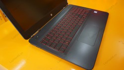 Laptop Gaming HP Omen 15 - Intel Core i7