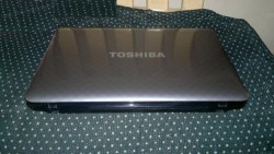 Laptop Toshiba Satellite L755 (Core i3-2330M, RAM 2GB, HDD 500GB, Nvidia Geforce GT 525M, 15.6 inch, FreeDOS)