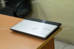 Laptop Samsung RV409 (Core i3-380M, RAM 2GB, HDD 500GB, Intel HD Graphics, 14 inch, FreeDOS)