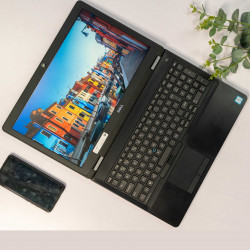 Laptop Dell Latitude E5570 - Intel Core i5