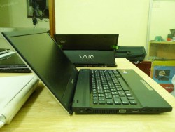 Laptop Samsung NP305V4Z (AMD A8 3530MX, 6GB, 1TB, 2GB AMD 6630M, 14 inch)