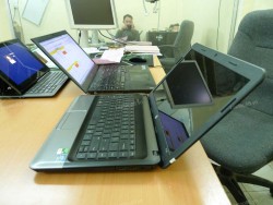Laptop HP 450 (Core i3 2328M, RAM 2GB, HDD 500GB, Intel HD Graphics 3000, 14 inch)