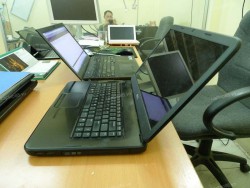 Laptop Dell Inspiron 15 N5050 (Core i5 2410M, RAM 2GB, HDD 500GB, Intel HD Graphics 3000, 15.6 inch)