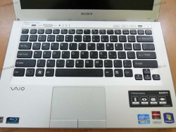 Laptop Sony Vaio VPC-SC1AFM (Core i5 2410M, RAM 4GB, HDD 500GB, 1GB AMD Radeon HD 6470M, 13.3 inch)