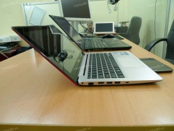 Laptop Asus Vivobook X202E Pink (Celeron 847, RAM 2GB, HDD 500GB, 11.6 inch cảm ứng touch screen)