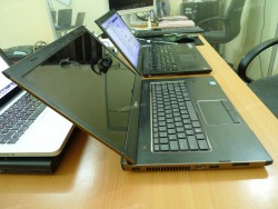 Laptop Dell Vostro 3550 màu đồng (Core i5 2410M, RAM 4GB, HDD 500GB, Intel HD Graphics 3000, 15.6 inch)