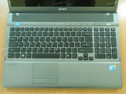 Laptop Sony Vaio VPC-F11DGX (Core i7 720QM, RAM 4GB, HDD 500GB, Nvidia Geforce 310M, 16.4 inch)