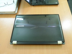 Laptop Samsung RF410 (Core i5 560M, RAM 4GB, HDD 500GB, Nvidia Geforce GT 420M, 14 inch)
