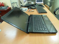 Laptop Sony Vaio EA (Core i3 380M, RAM 2GB, HDD 500GB, Intel HD Graphics, 14 inch)