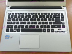 Laptop Acer Aspire V5-471G (Core i3 2365M, RAM 2GB, HDD 500GB, Nvidia Geforce GT 620M, 14 inch)