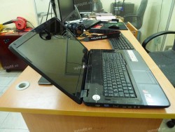 Laptop Acer Aspire 8730G (Core 2 Duo P8700, RAM 4GB, HDD 640GB, 1GB Radeon HD 4650M, 18.4 FullHD)