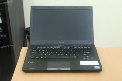 Laptop Sony Vaio SB VPCSB35FG (Core i3 2330M, RAM 2GB, HDD 500GB, AMD Radeon HD 6470M, 13.3 inch)