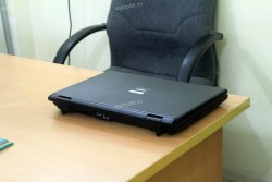 Laptop Fujitsu FMV-A8280 (Core 2 Duo P8700, RAM 2GB, 80GB, Intel GMA X4500MHD, 15.6 inch)