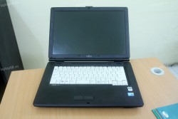 Laptop Fujitsu FMV-A8280 (Core 2 Duo P8700, RAM 2GB, 80GB, Intel GMA X4500MHD, 15.6 inch)