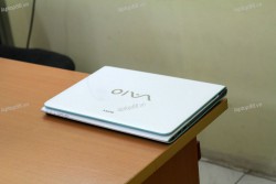 Laptop Sony Vaio SVE14A27CCW (Core i5 3210M, RAM 4GB, HDD 500GB, 2GB AMD Radeon HD 7670M, 14 inch)