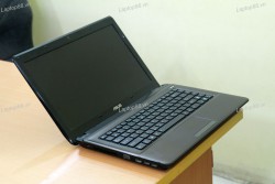 Laptop Asus K42J (Core i7 640M, RAM 2GB, HDD 500GB, AMD Radeon HD 5470, 14 inch)