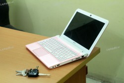 Laptop Sony Vaio SVE11113FX (AMD E2-1800, RAM 4GB, HDD 500GB, AMD Radeon HD 7340, 11.6 inch)
