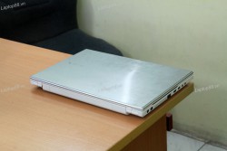 Laptop Samsung NT300V5A (Core i3 2310M, RAM 2GB, HDD 320GB, Nvidia Geforce GT 520MX, 15.6 inch)