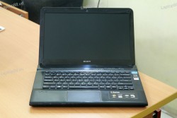 Laptop Sony Vaio SVE14116ECB (Core i3 2370M, RAM 2GB, HDD 640GB, Intel HD Graphics 3000, 14 inch)