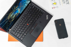 Laptop Cũ Lenovo Thinkpad X1 Carbon Gen 5 - Intel Core i5